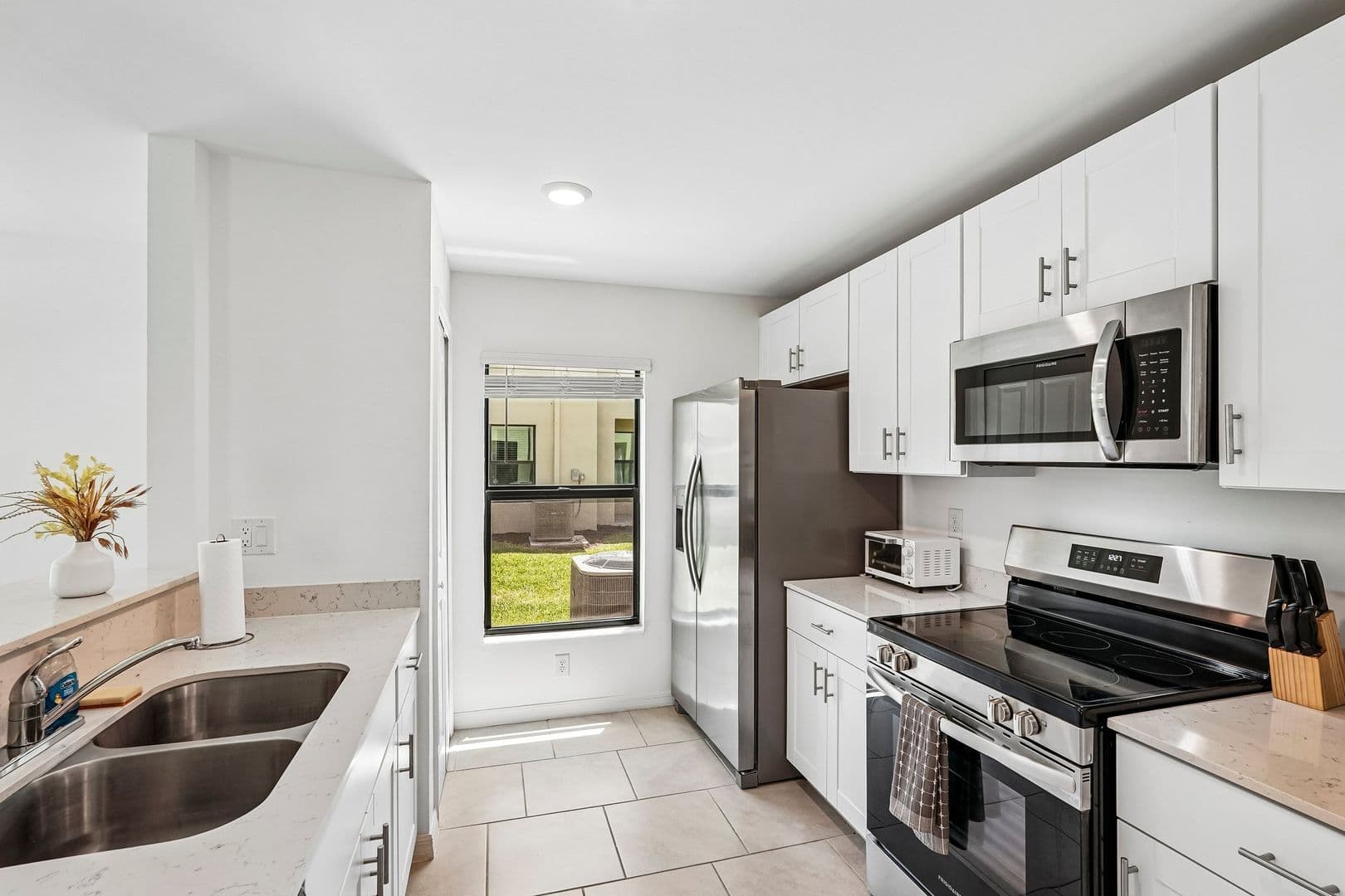 Port Charlotte Apartment: 2062 Vista Ln