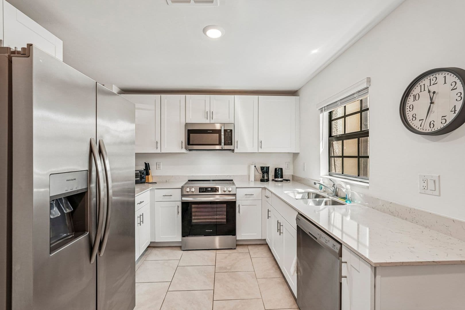 Port Charlotte Apartment: 2062 Vista Ln