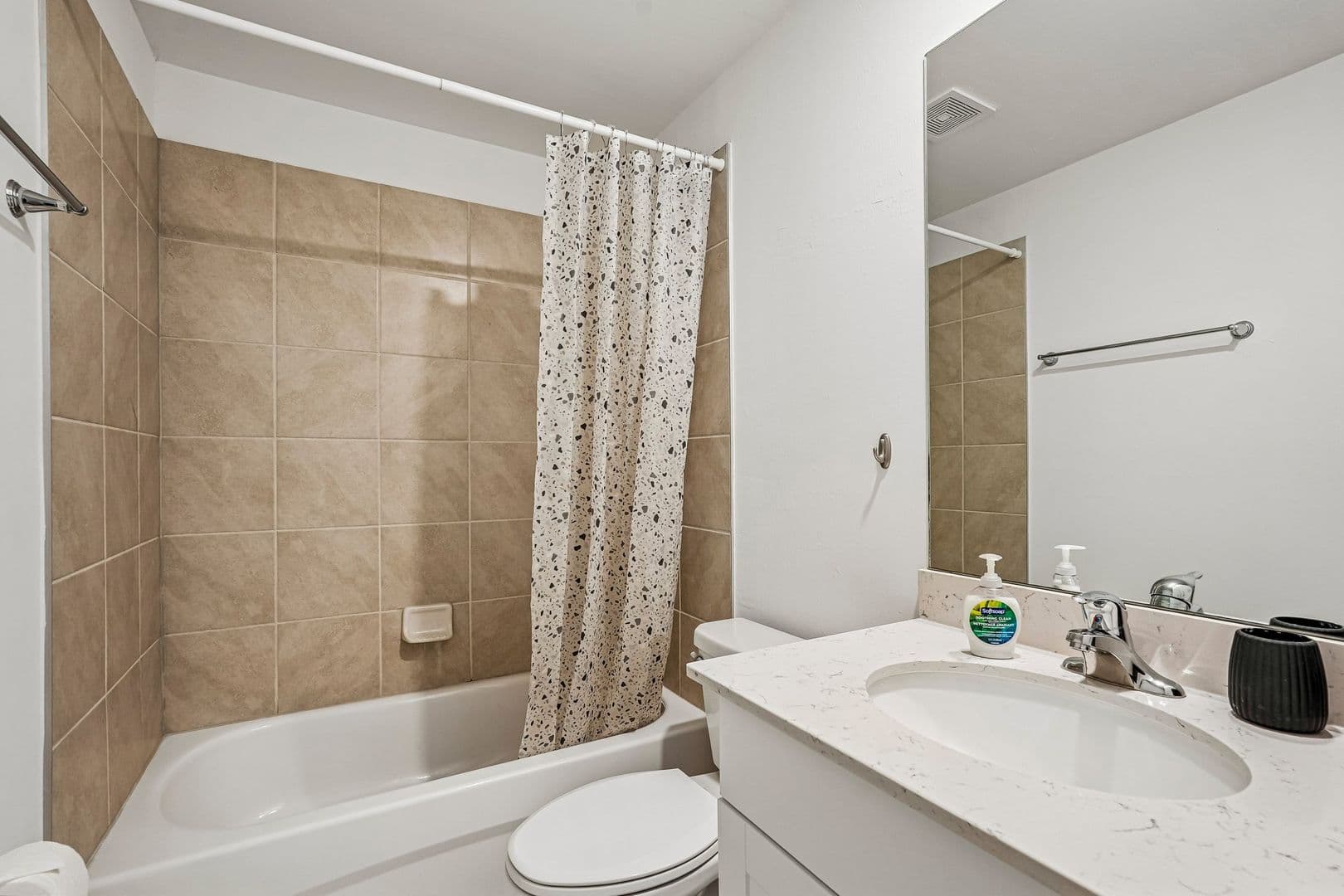 Port Charlotte Apartment: 2062 Vista Ln