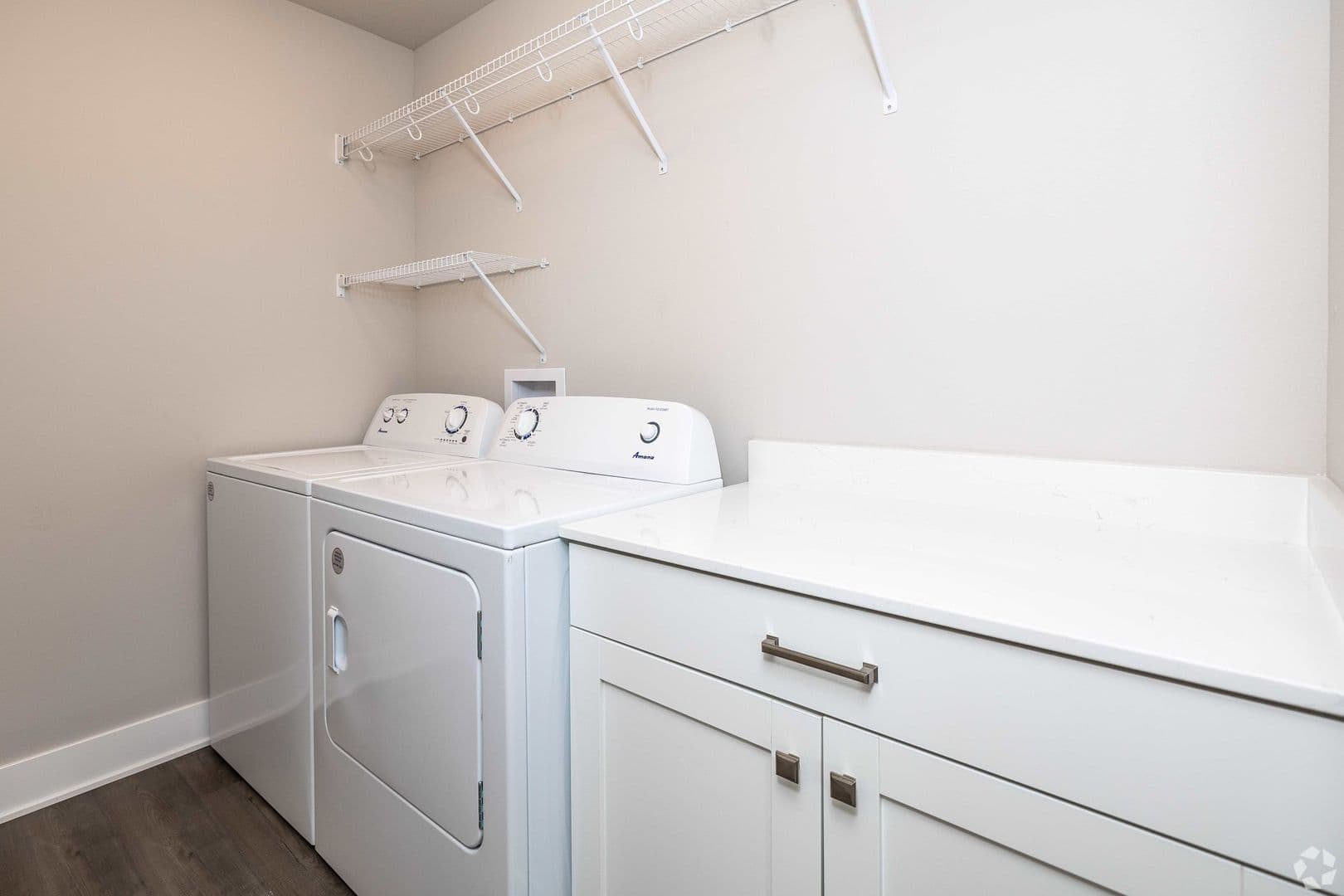 Grimes Apartment: 2525 NW Gabus Lane