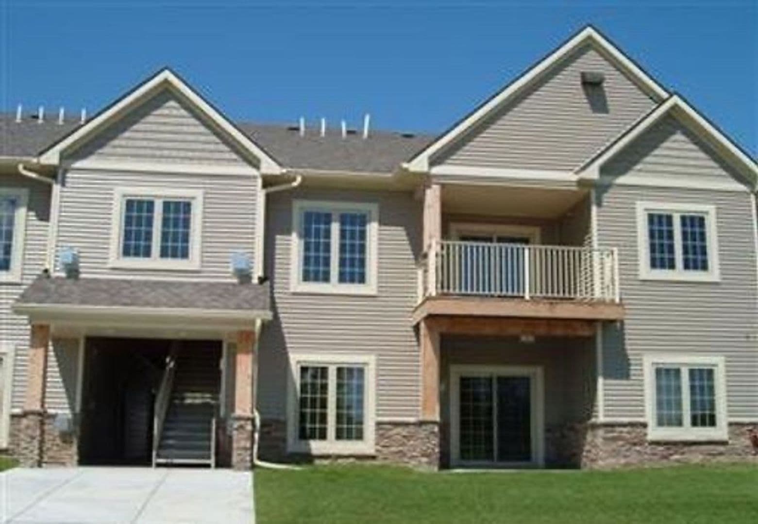 West Des Moines Apartment: 6630 Cody Drive