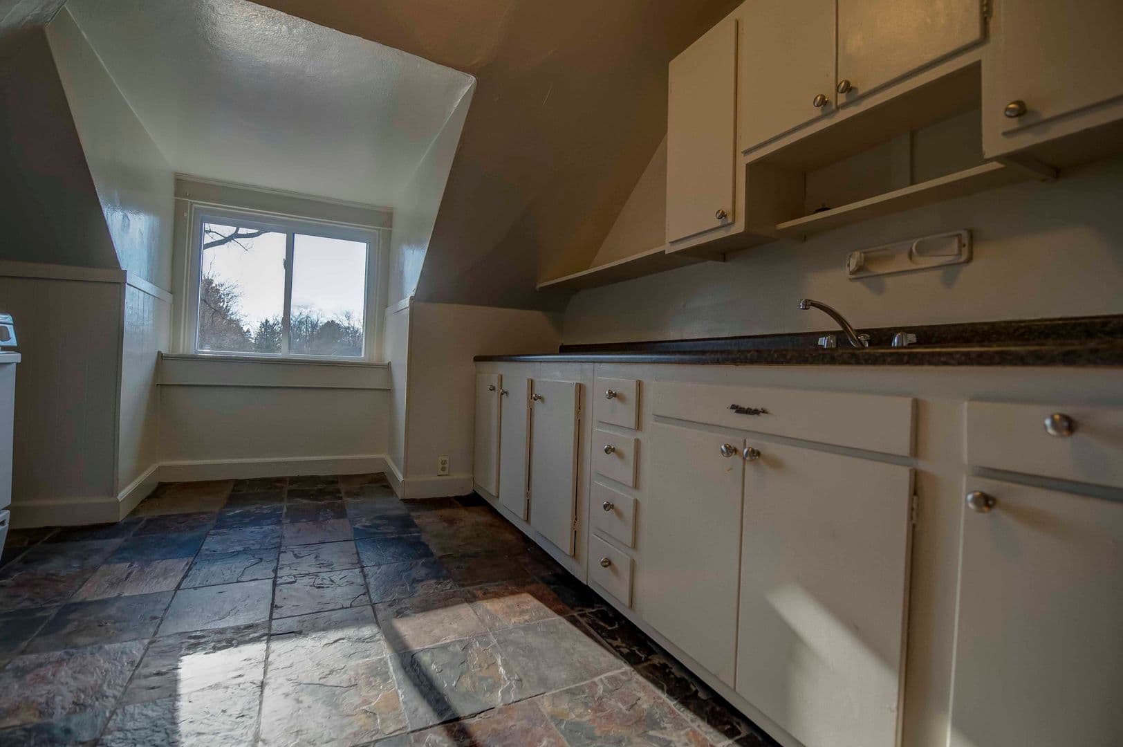 Baltimore Apartment: 5708 Pimlico Rd