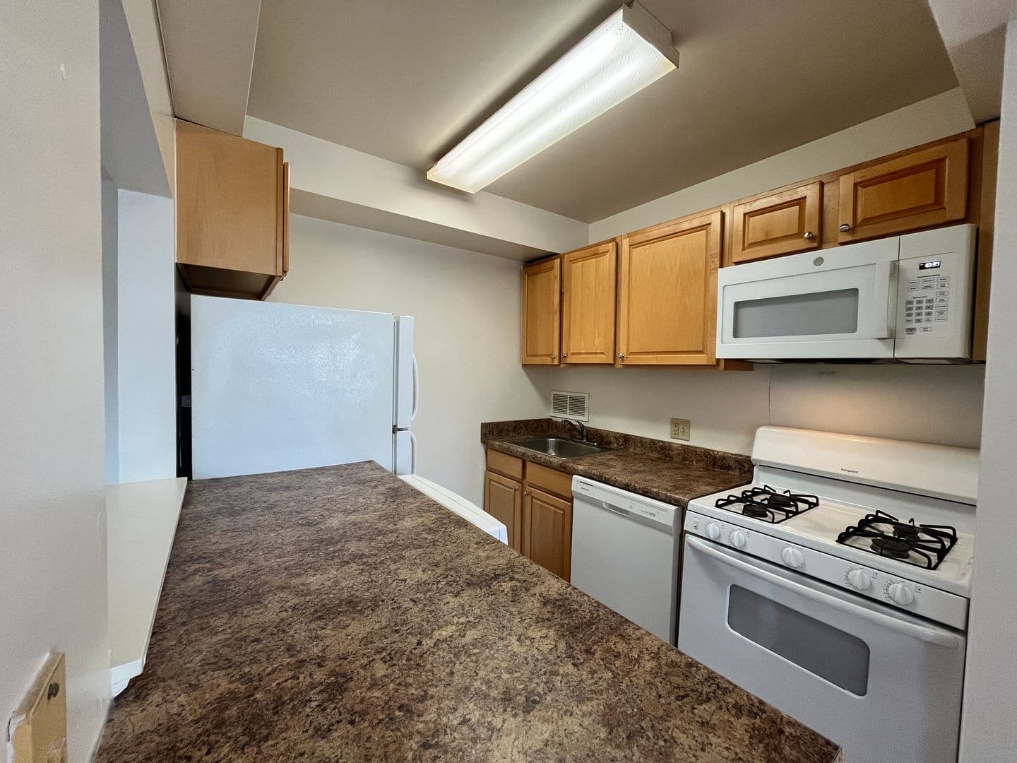 Baltimore Apartment: 2709-2715 Hanson Ave