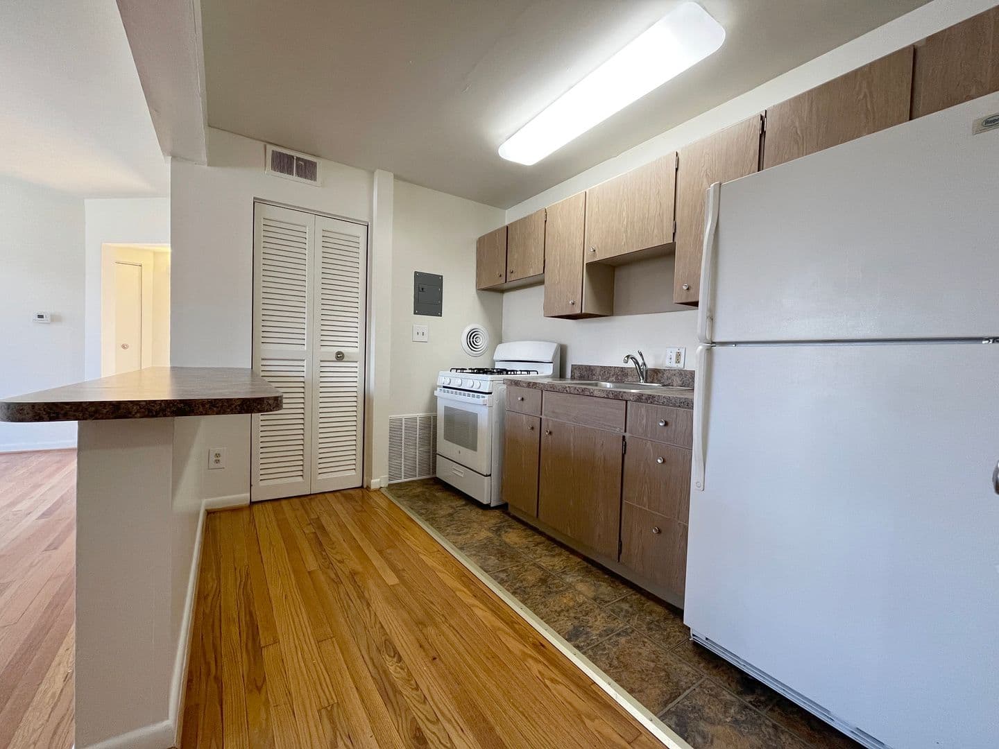 Baltimore Apartment: 4221-4233 Hickory Ave