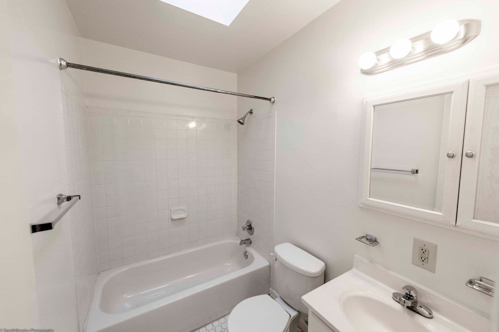 Baltimore Apartment: 2709-2715 Hanson Ave