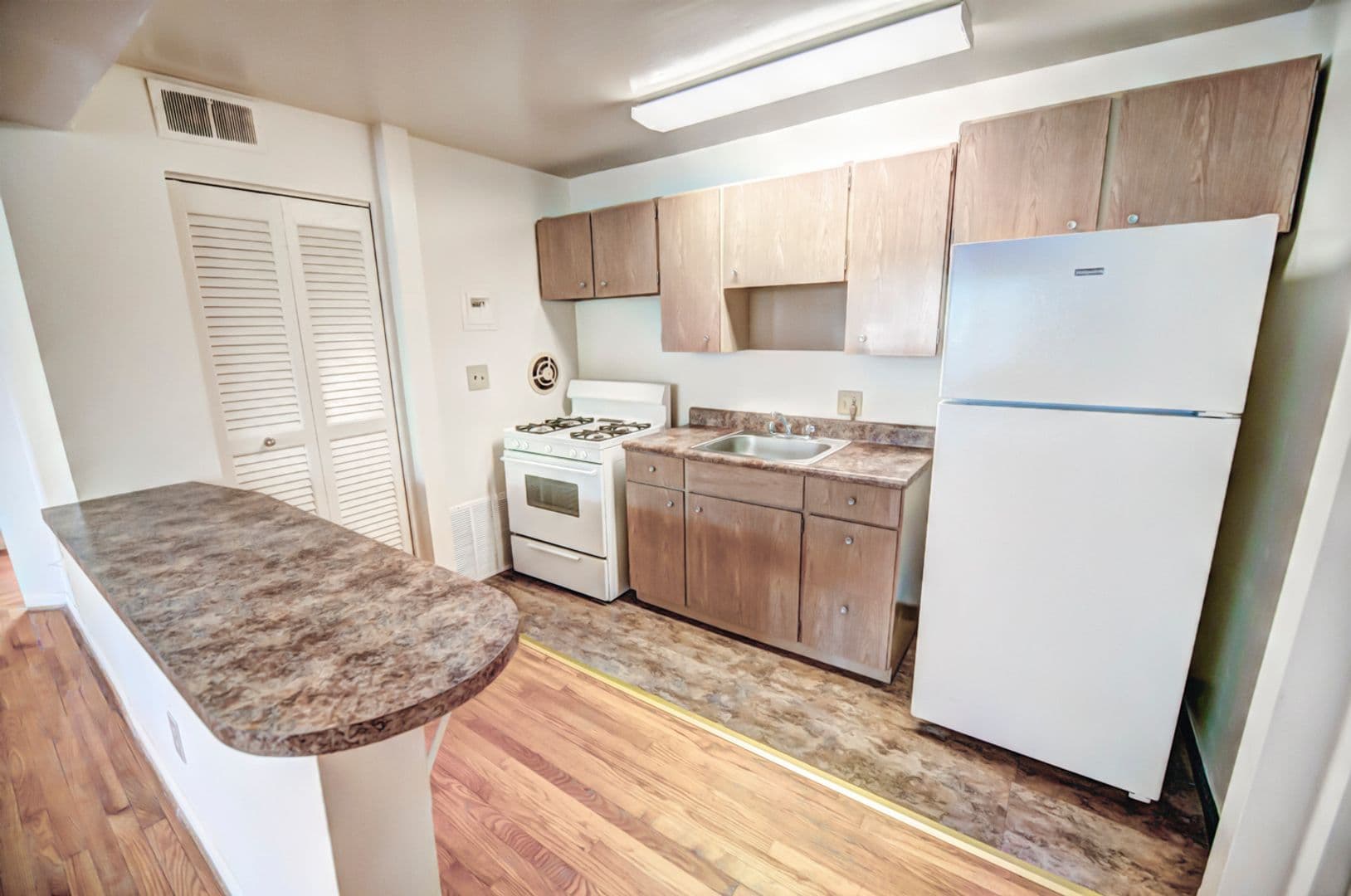 Baltimore Apartment: 4221-4233 Hickory Ave