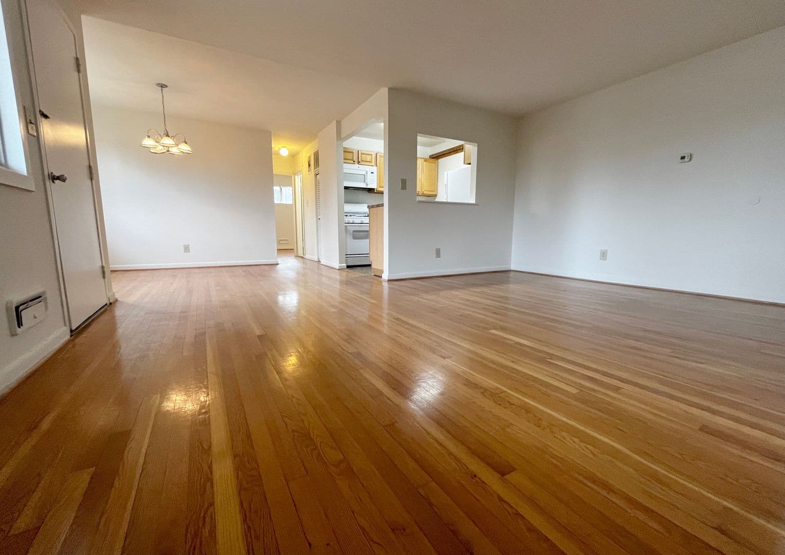 Baltimore Apartment: 2709-2715 Hanson Ave