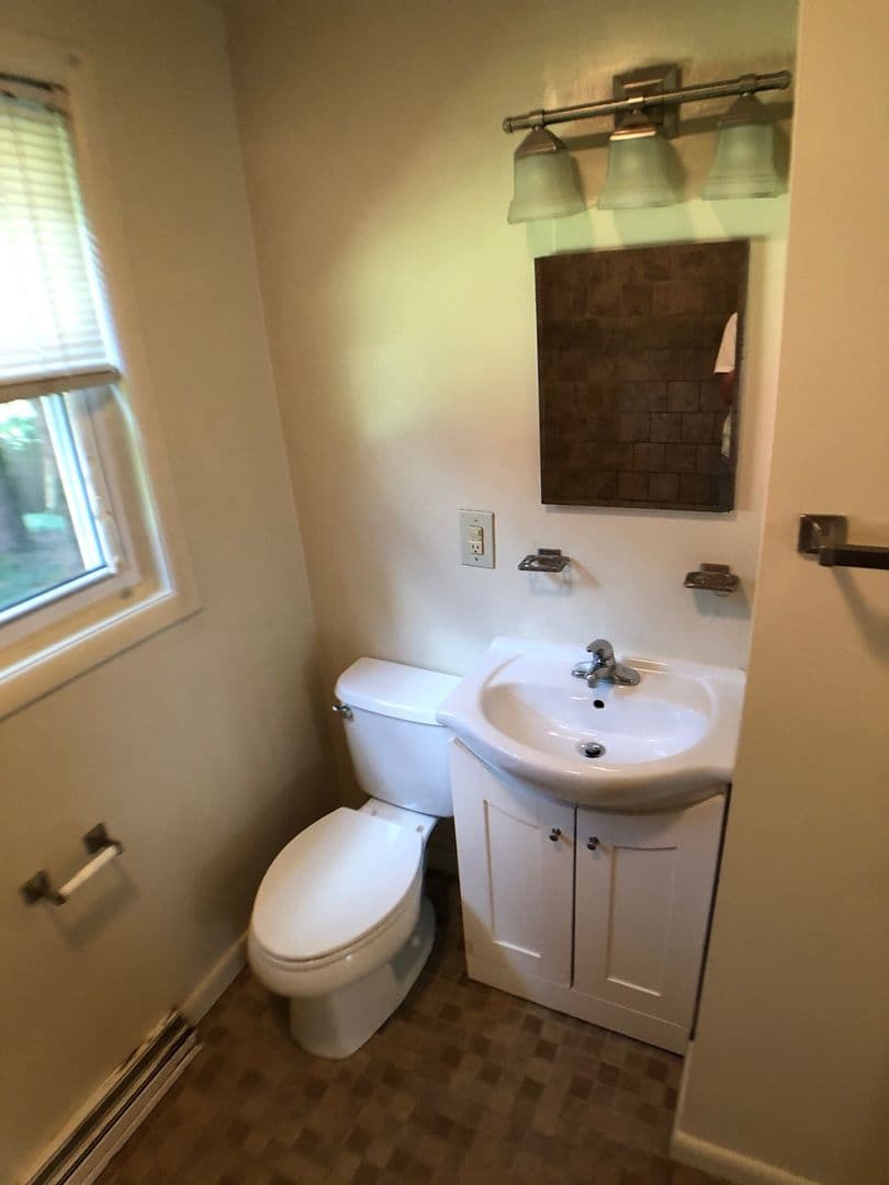 Baltimore Apartment: 2432-2434 Everton Rd