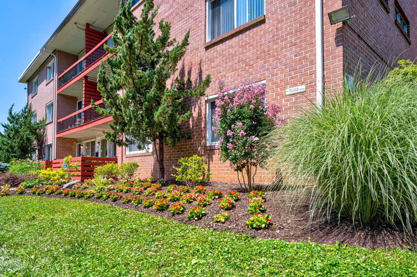Baltimore Apartment: 2709-2715 Hanson Ave
