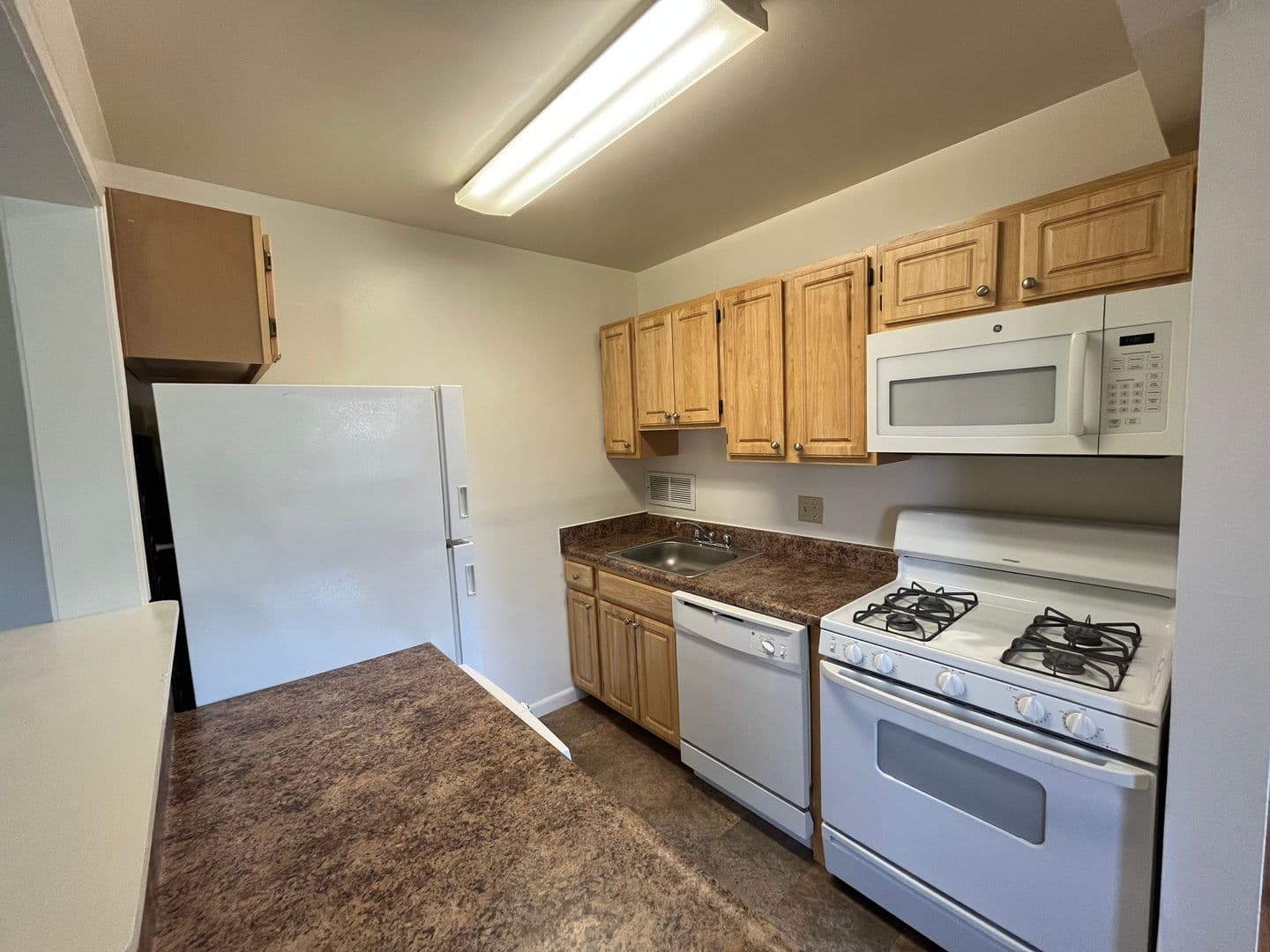 Baltimore Apartment: 2709-2715 Hanson Ave