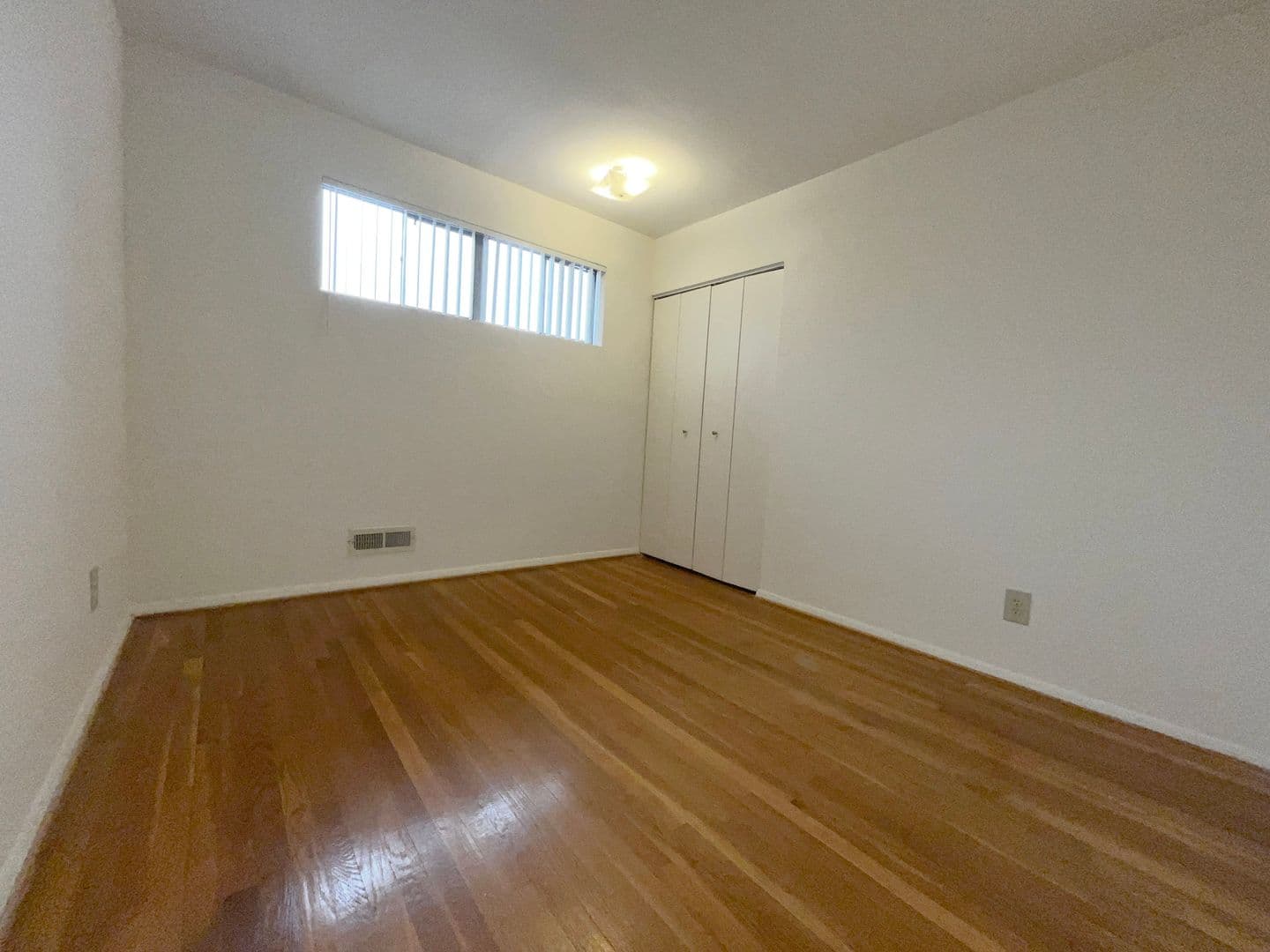 Baltimore Apartment: 2709-2715 Hanson Ave