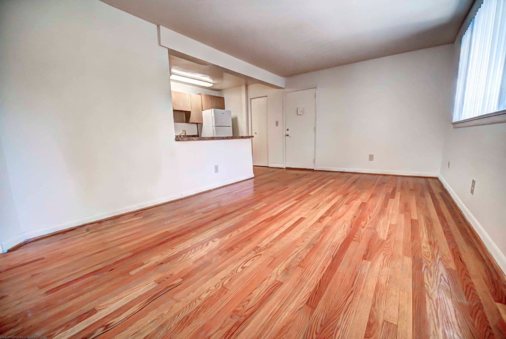 Baltimore Apartment: 4221-4233 Hickory Ave