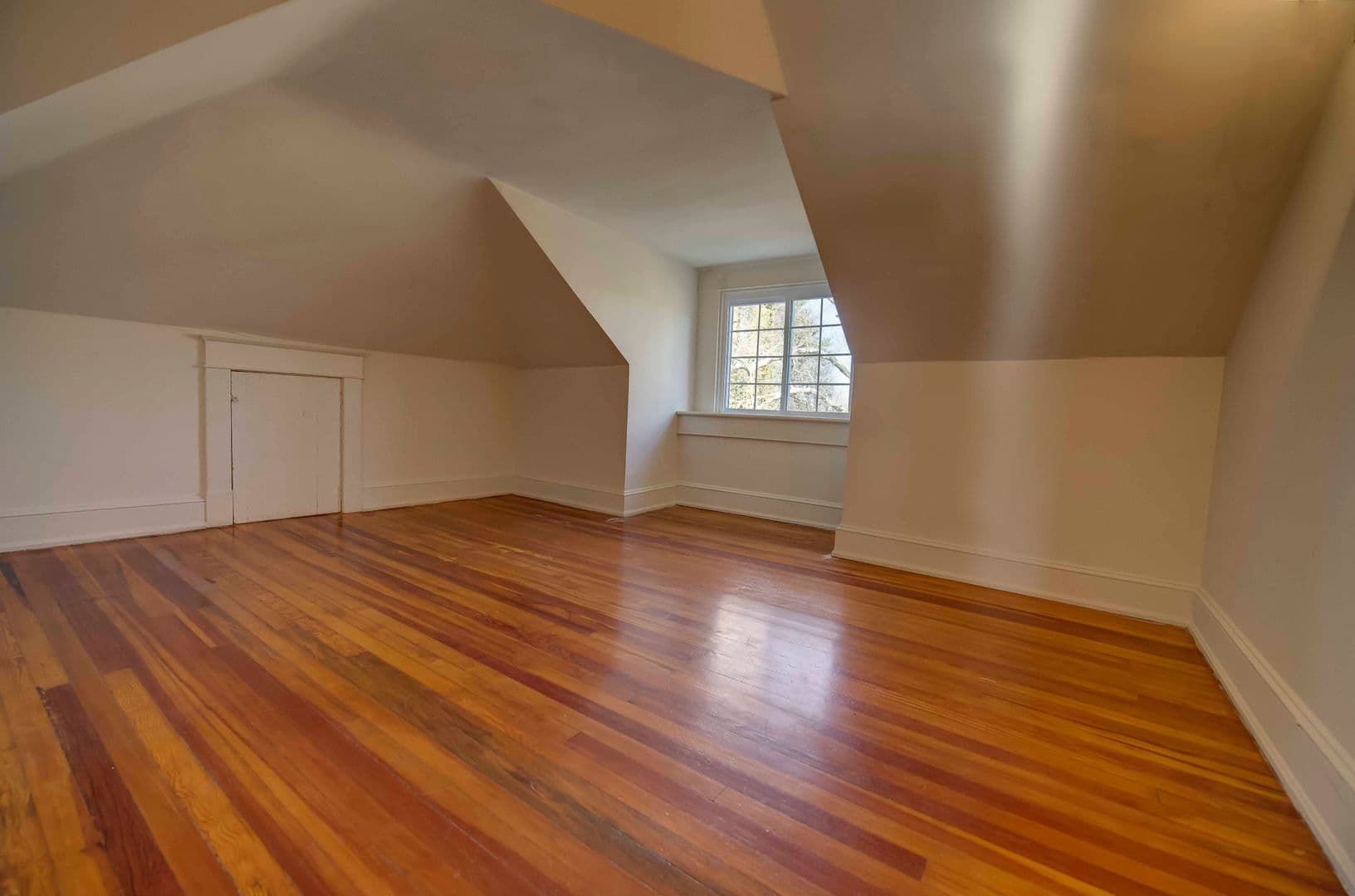 Baltimore Apartment: 5708 Pimlico Rd