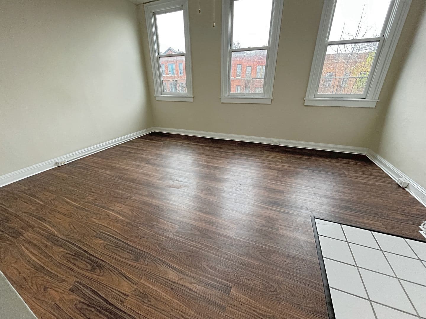 Baltimore Apartment: 1706 Bolton St