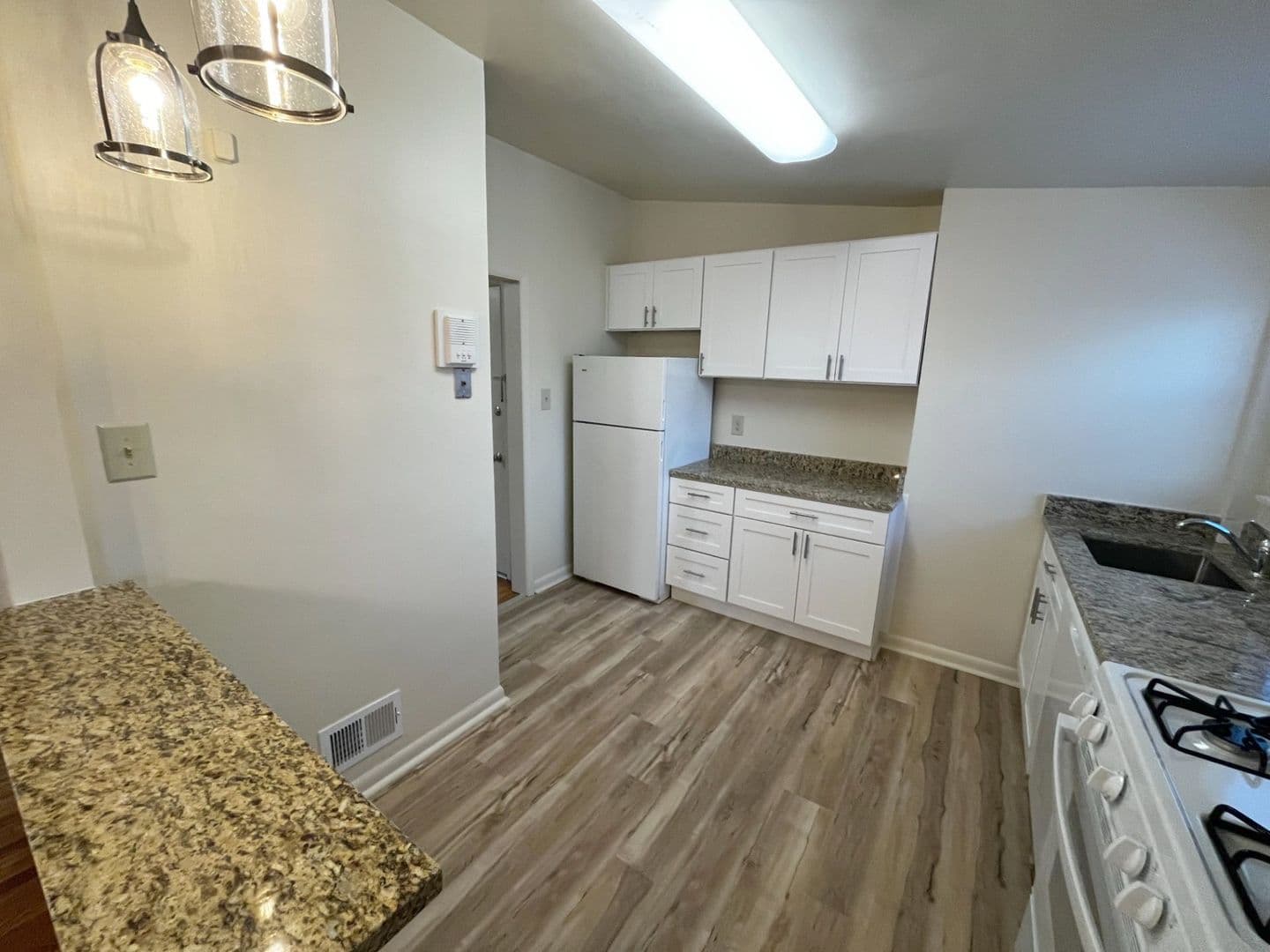 Baltimore Apartment: 2432-2434 Everton Rd