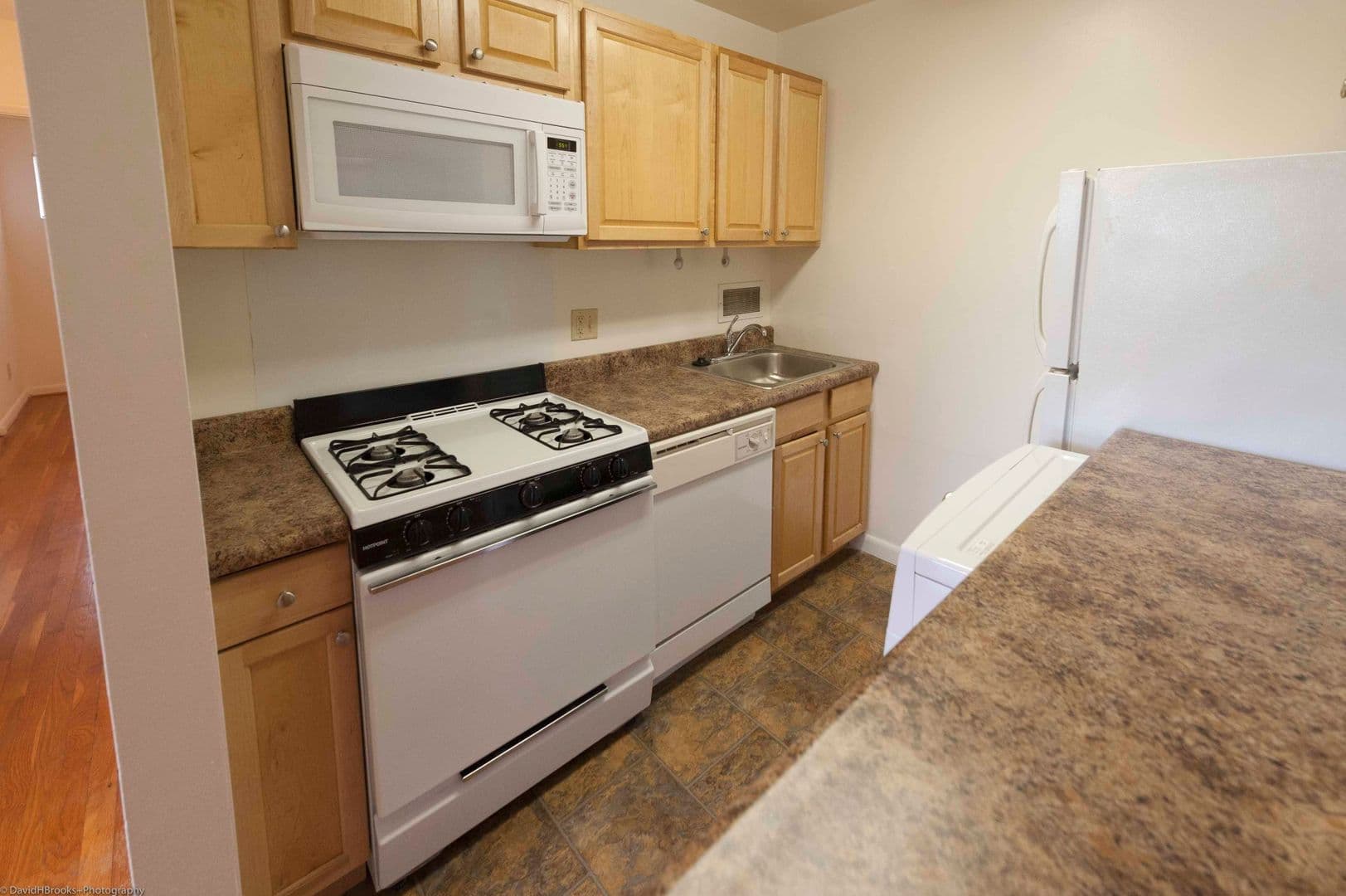 Baltimore Apartment: 2709-2715 Hanson Ave