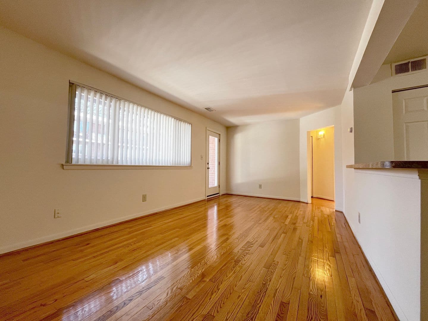 Baltimore Apartment: 4221-4233 Hickory Ave