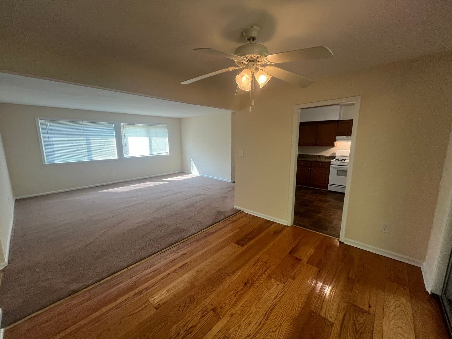 Baltimore Apartment: 2900-2926 Taney Rd