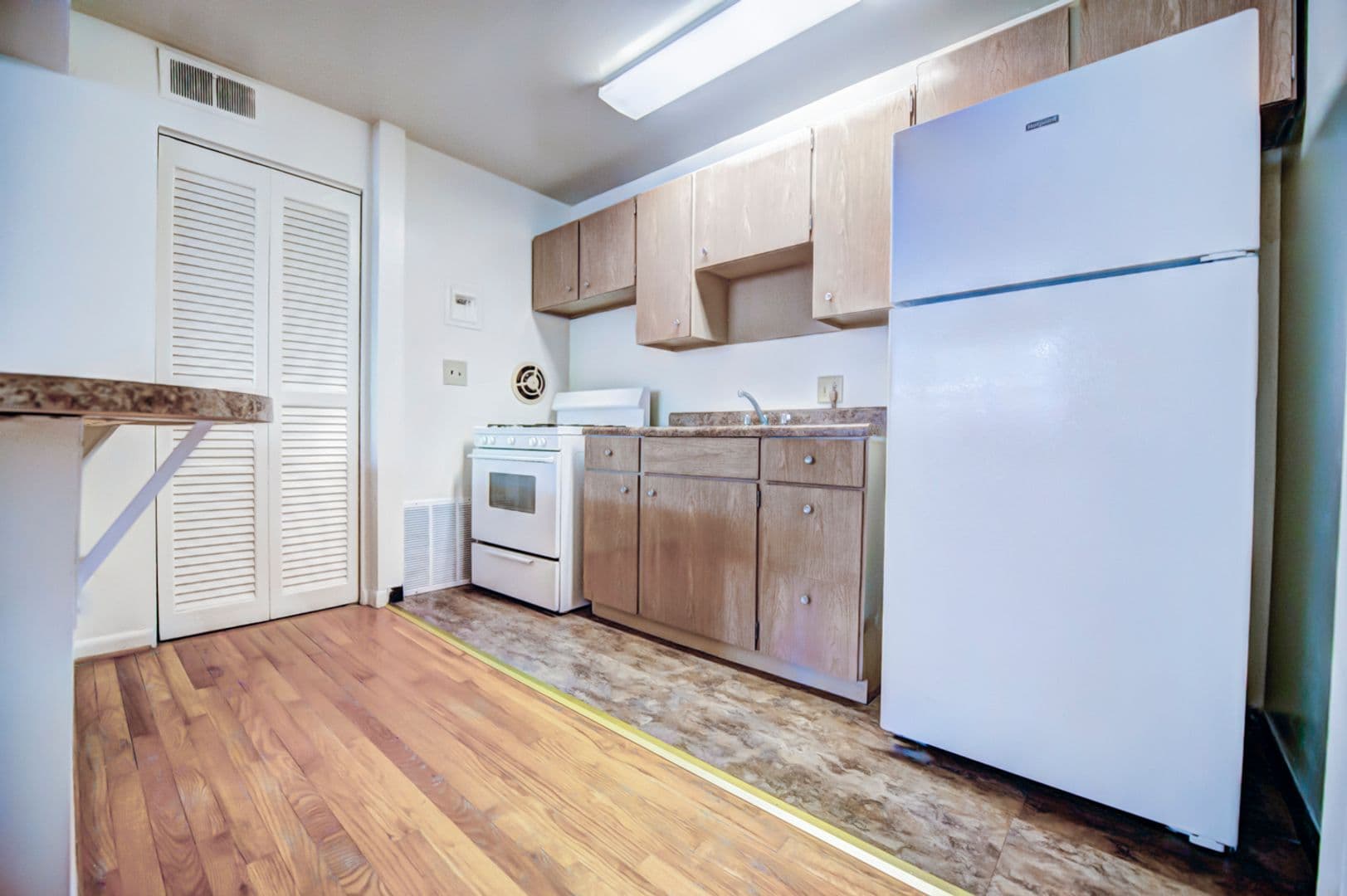 Baltimore Apartment: 4221-4233 Hickory Ave