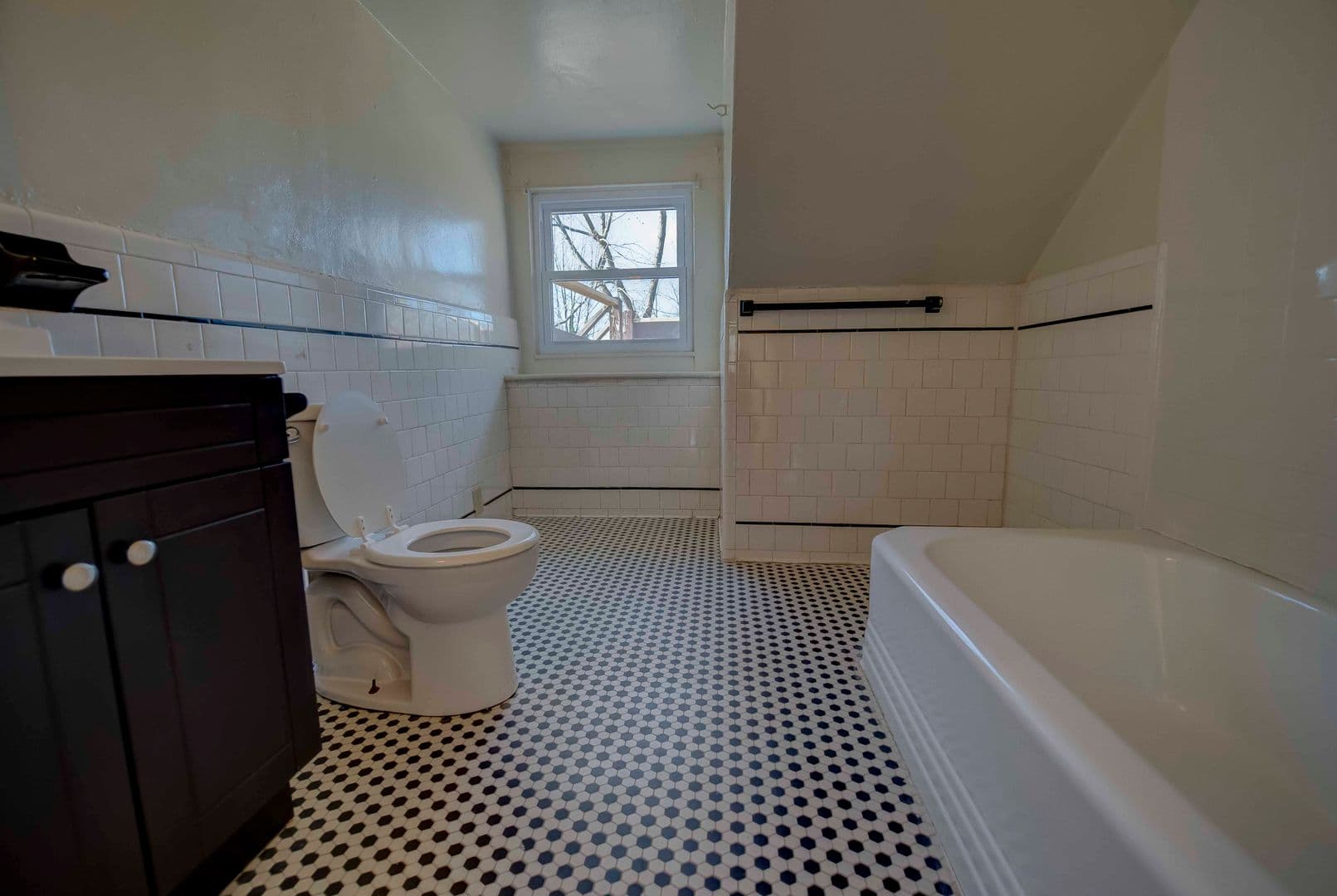 Baltimore Apartment: 5708 Pimlico Rd