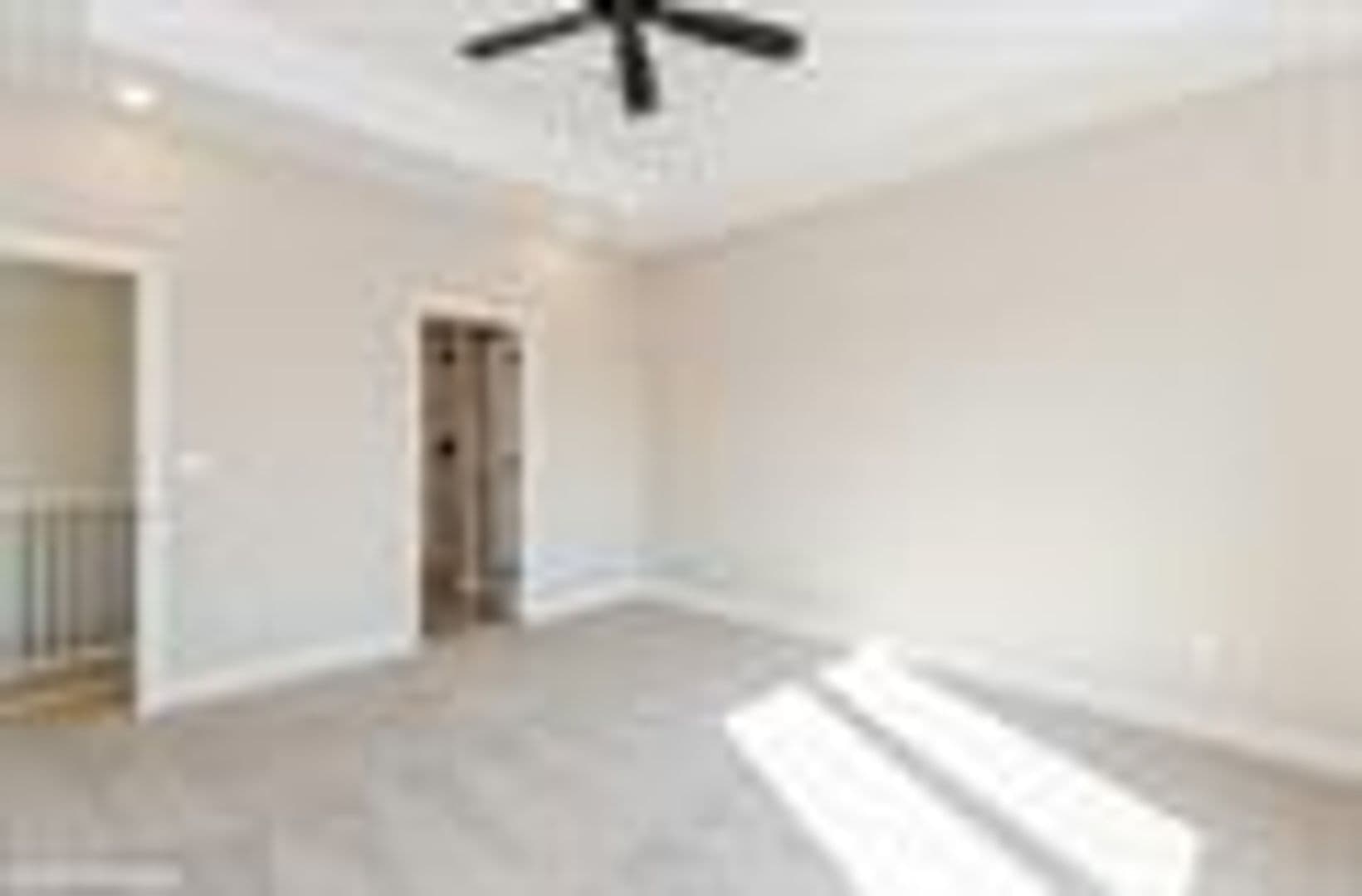 North Liberty Apartment: Madison Ave