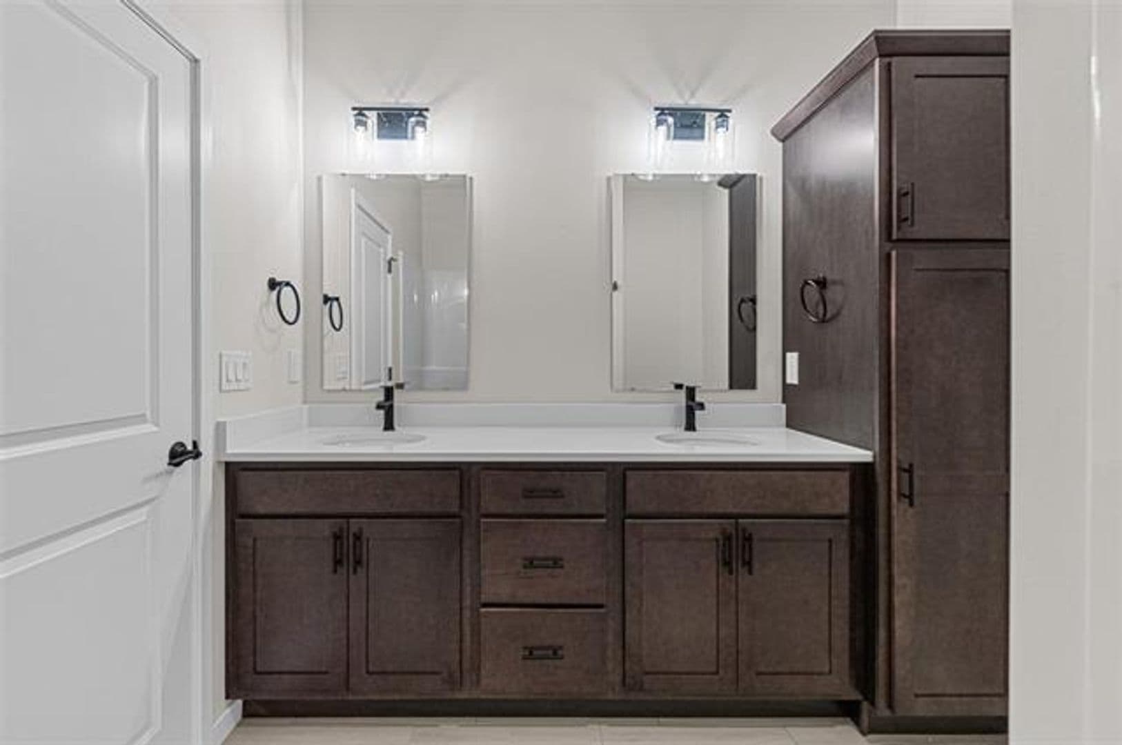 Coralville Apartment: 2898 Eastridge Terrace