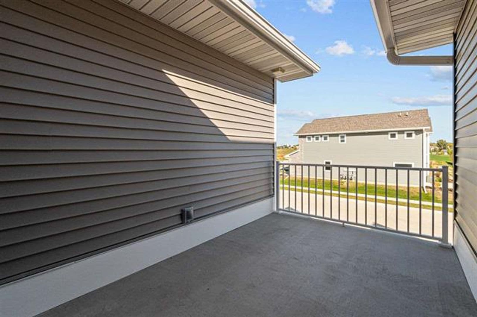Coralville Townhome: 2896 Eastridge Dr