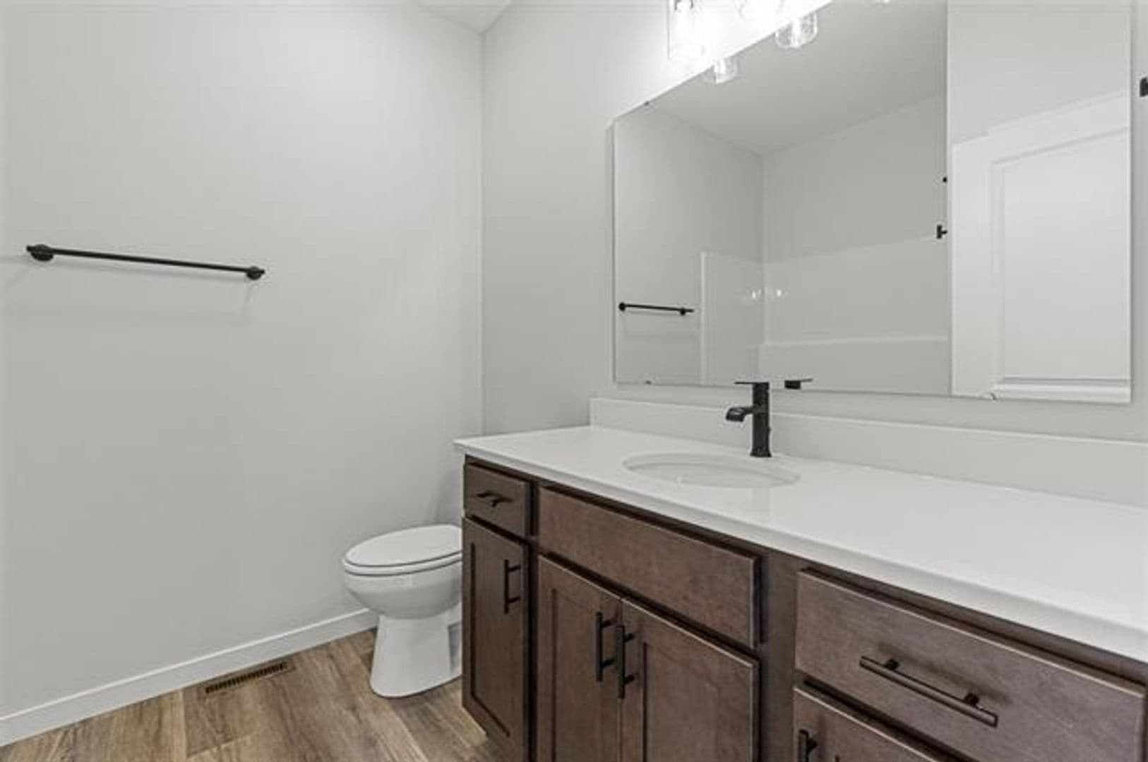 Coralville Townhome: 2896 Eastridge Dr