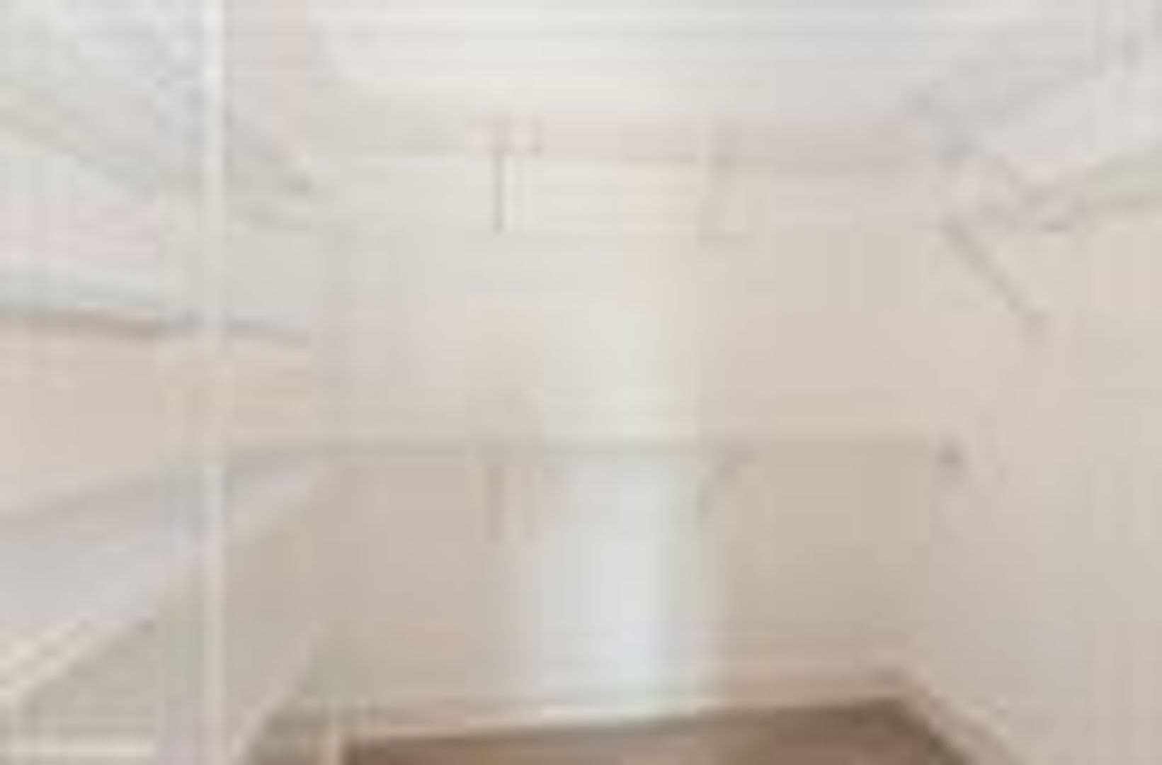 North Liberty Apartment: Madison Ave