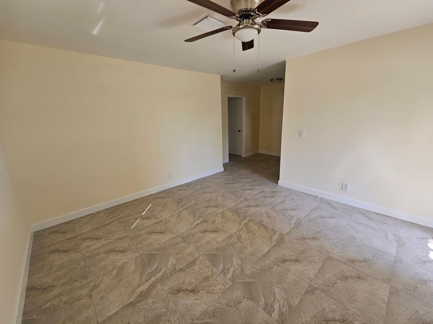 Fort Lauderdale Apartment: 925-927 SW 30th St
