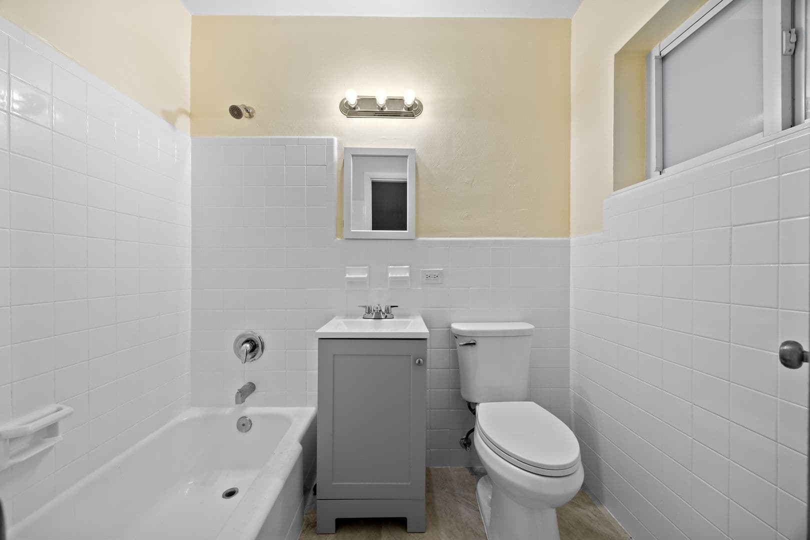 Fort Lauderdale Apartment: 218 SW 20th St