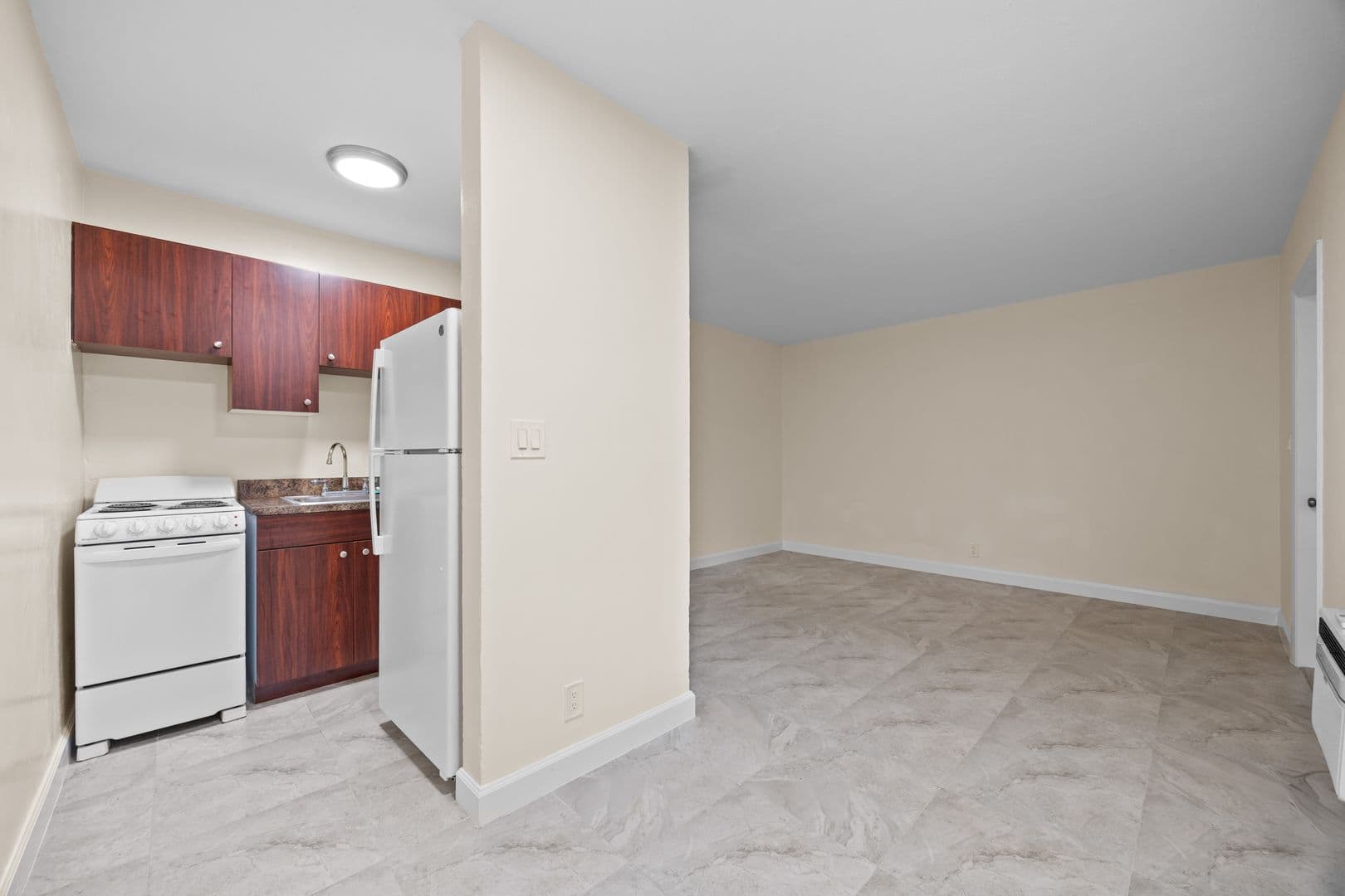 Fort Lauderdale Apartment: 218 SW 20th St