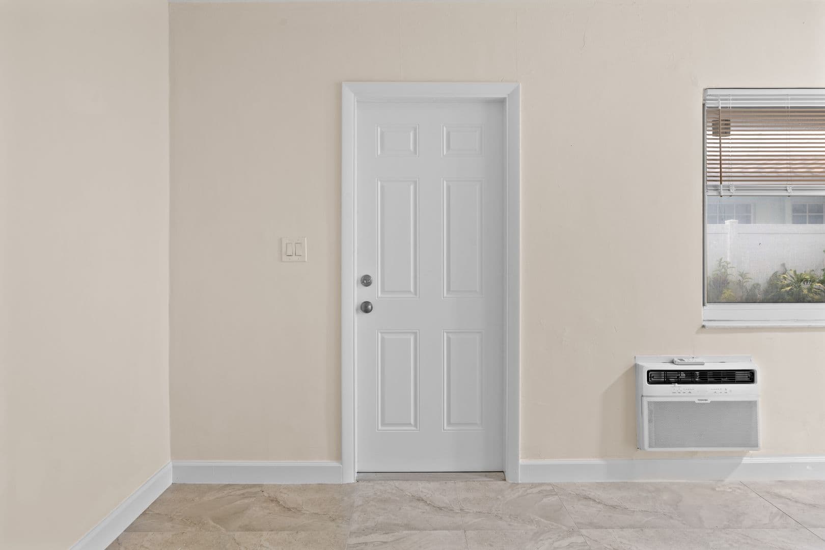 Fort Lauderdale Apartment: 218 SW 20th St