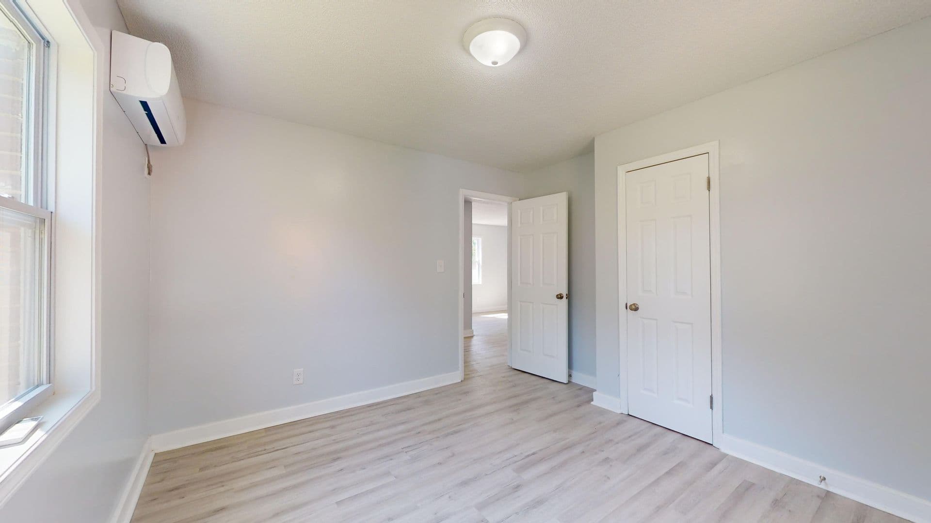 Charlotte Apartment: 4542 Helena Street