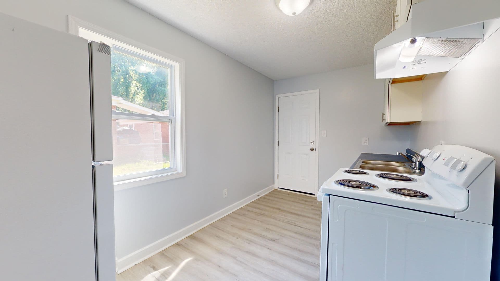 Charlotte Apartment: 4542 Helena Street