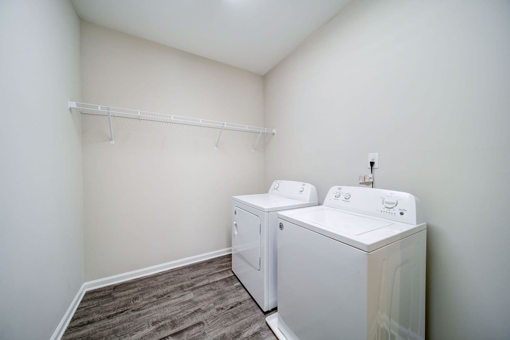 Charlotte Apartment: 11110 Hyde Pointe Court
