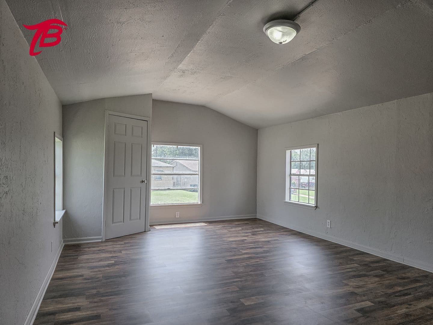 Oklahoma City House: 2025 S Emco Dr