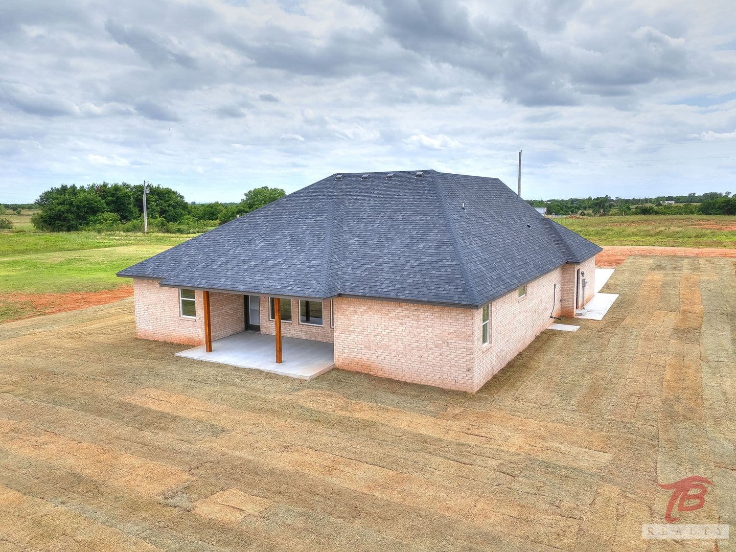 Tuttle House: 1321 Chisholm Trail Ln