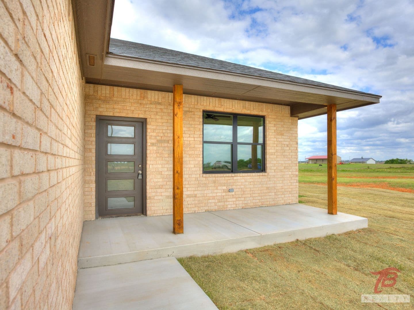 Tuttle House: 1321 Chisholm Trail Ln