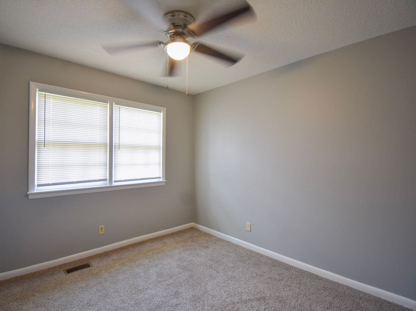 Fayetteville House: 817 Bronco Lane