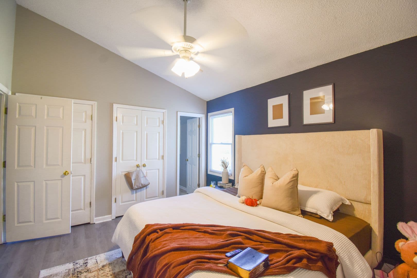 Fayetteville House: 5598 Windy Knoll Pl