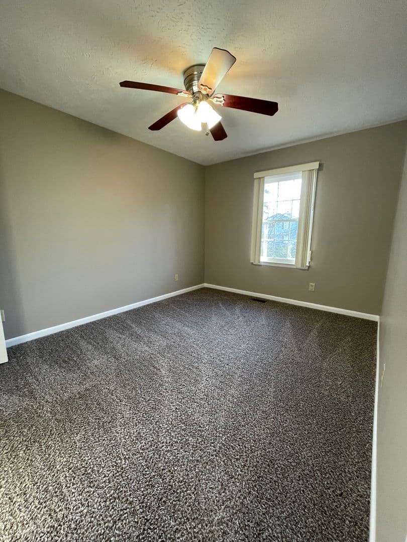 Fayetteville House: 1536 Rossmore Dr