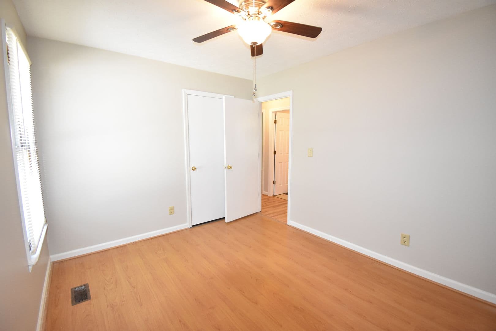 Fayetteville House: 1646 Rim Rd