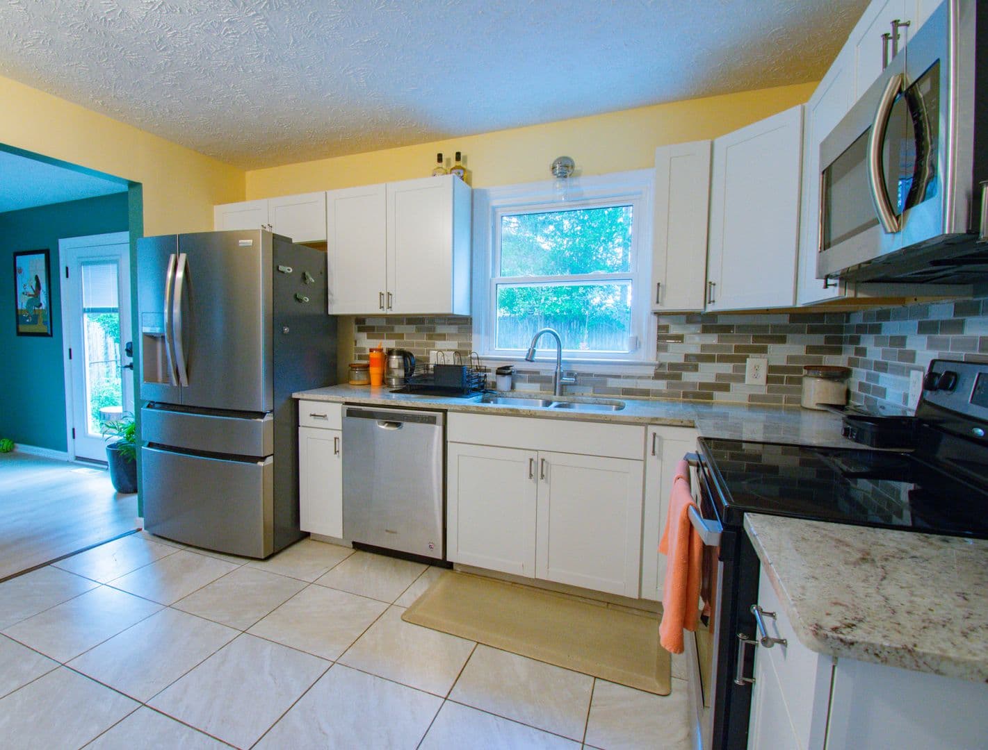 Spring Lake House: 111 Kristin Ave