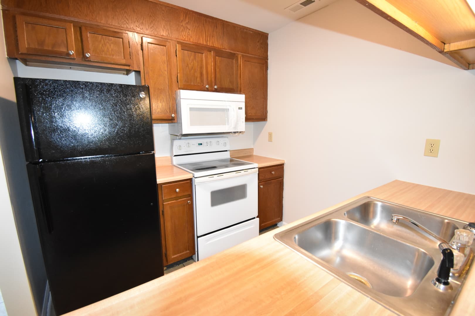 Fayetteville Apartment: 244 Wickford Ct