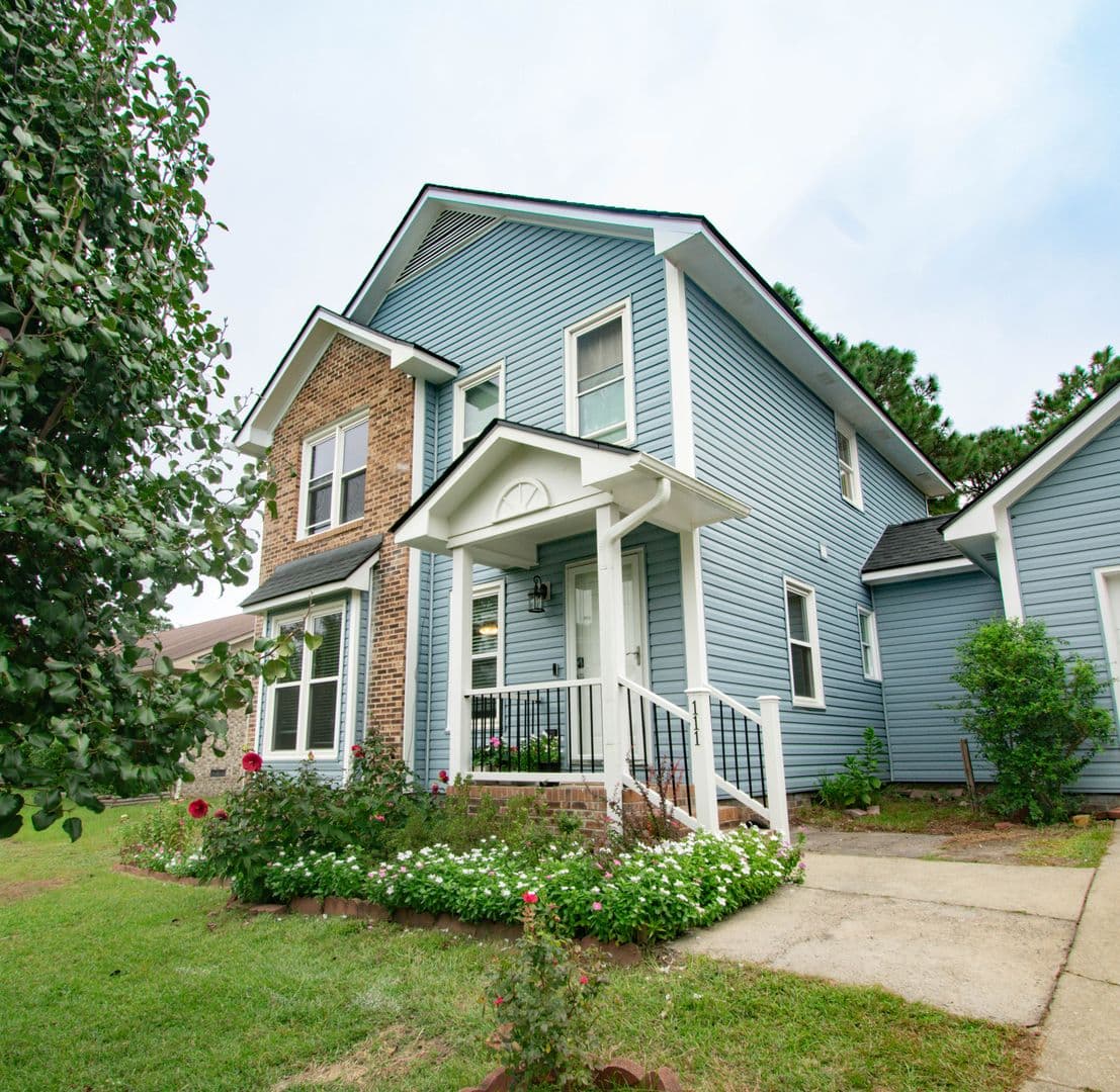 Spring Lake House: 111 Kristin Ave