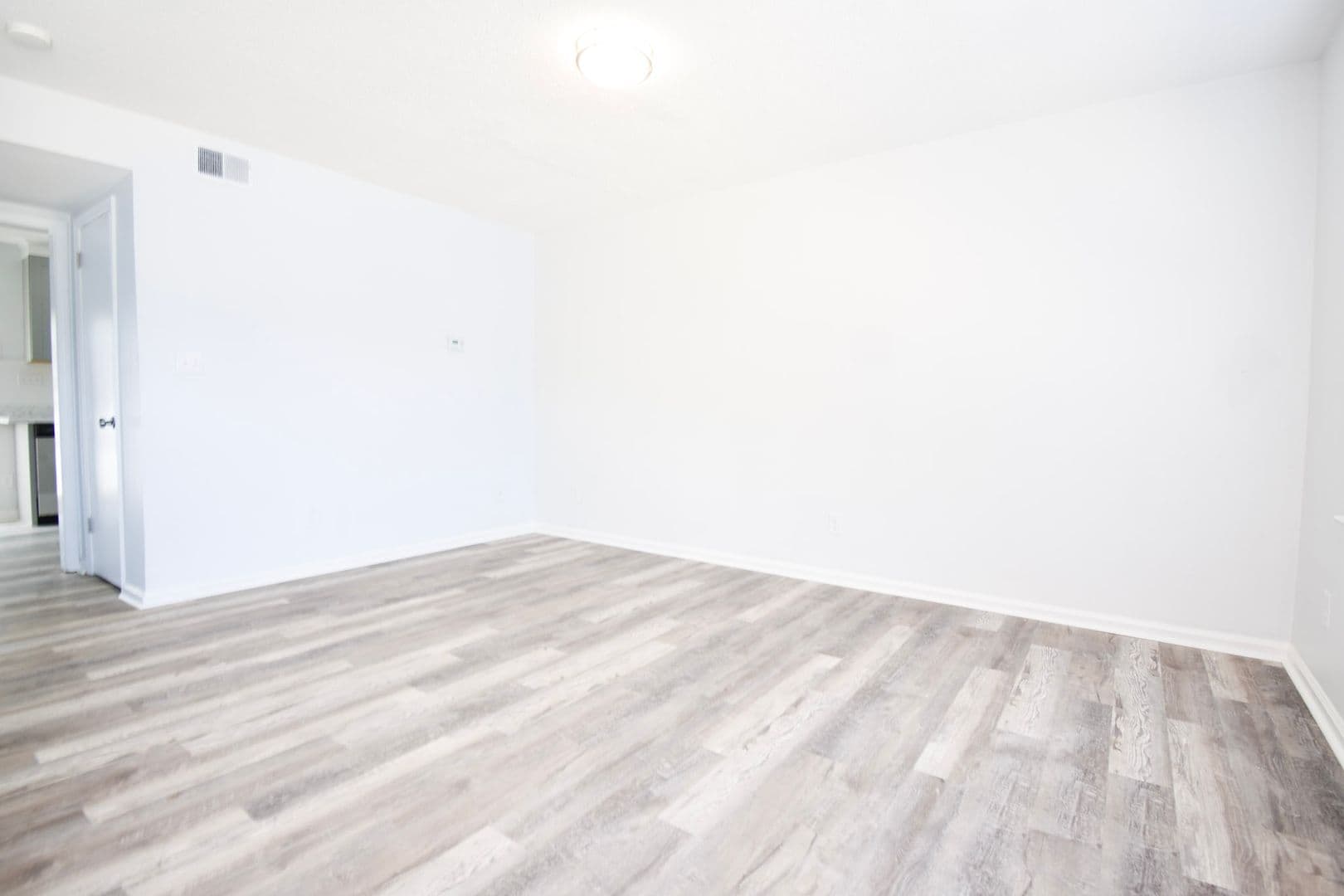 Fayetteville Apartment: Grand Prix Dr