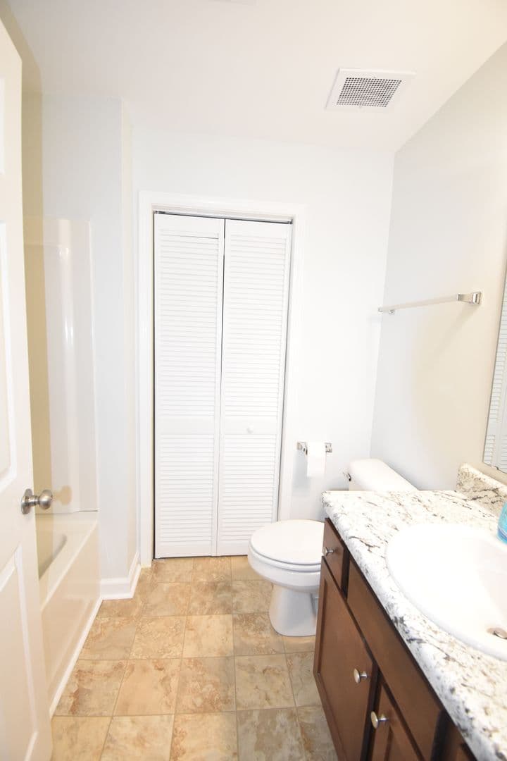 Fayetteville House: 1816 Tryon Dr #5