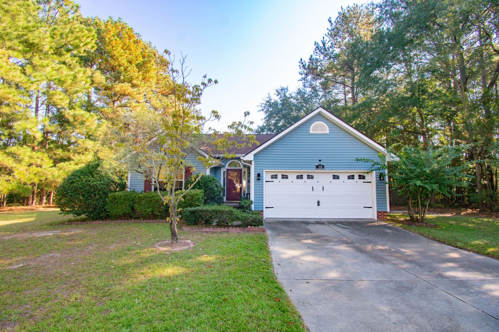 Raeford House: 118 Liberty Ct