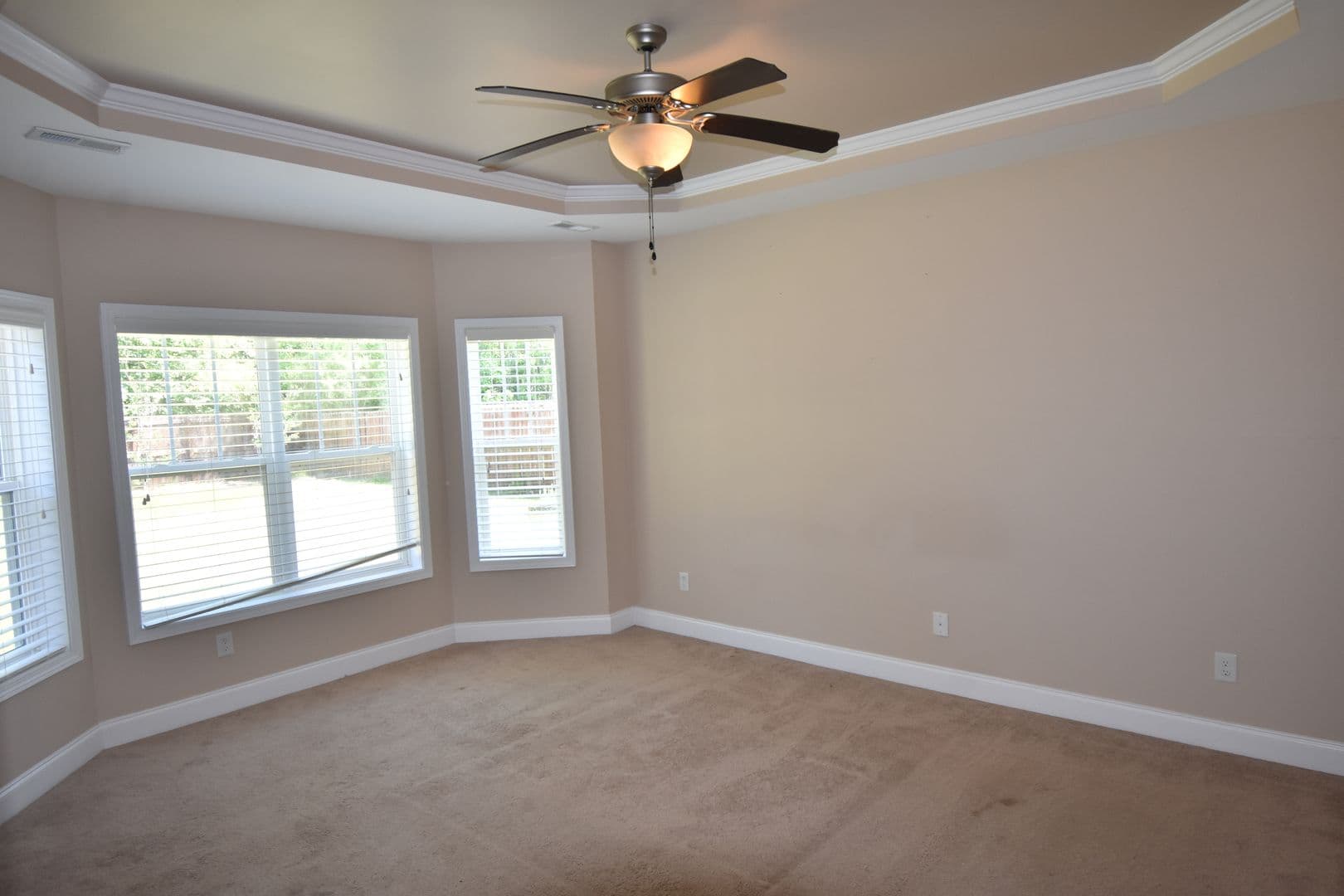 Fayetteville House: 4221 Raccoon Path
